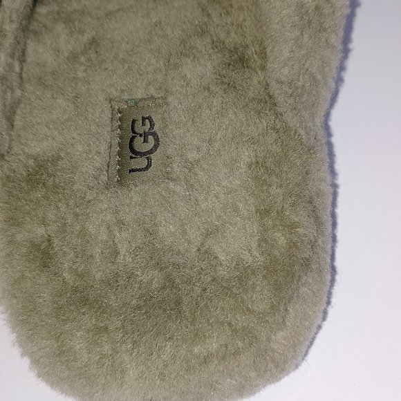 New UGG Sheep Fur Fluff Slippers - Picture 4 of 4